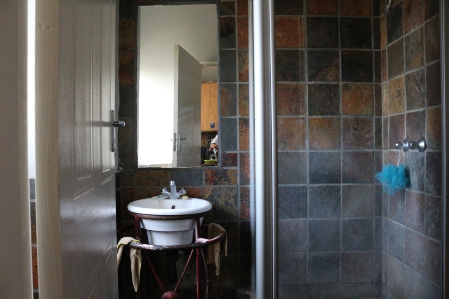 1 Bedroom Property for Sale in Dassie Rand North West